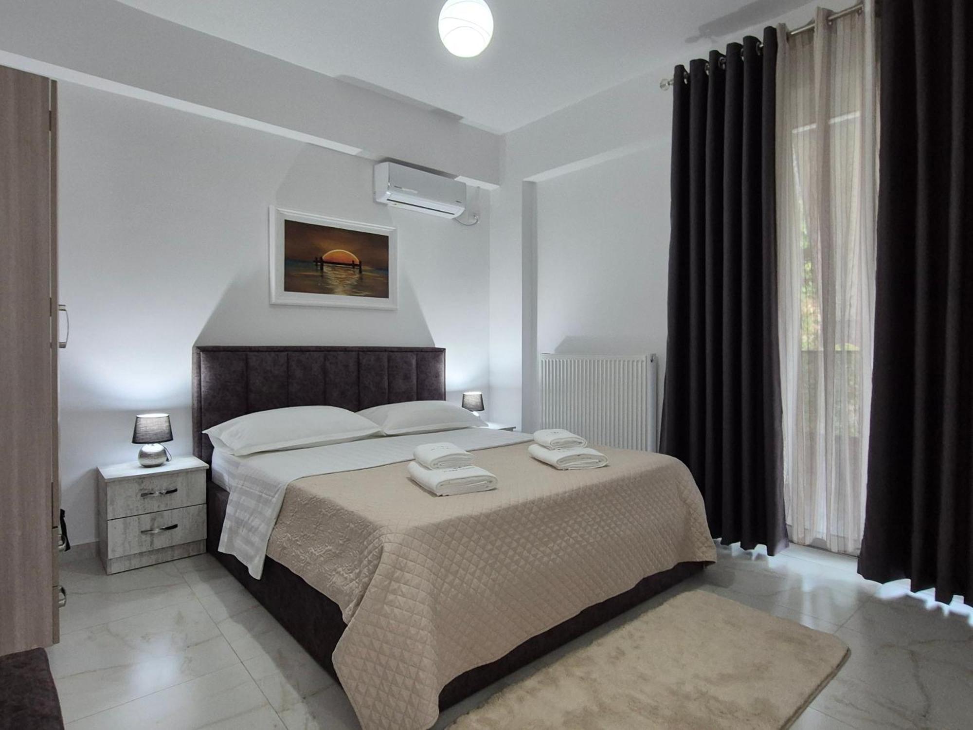 Flore Rooms Sarande Bagian luar foto