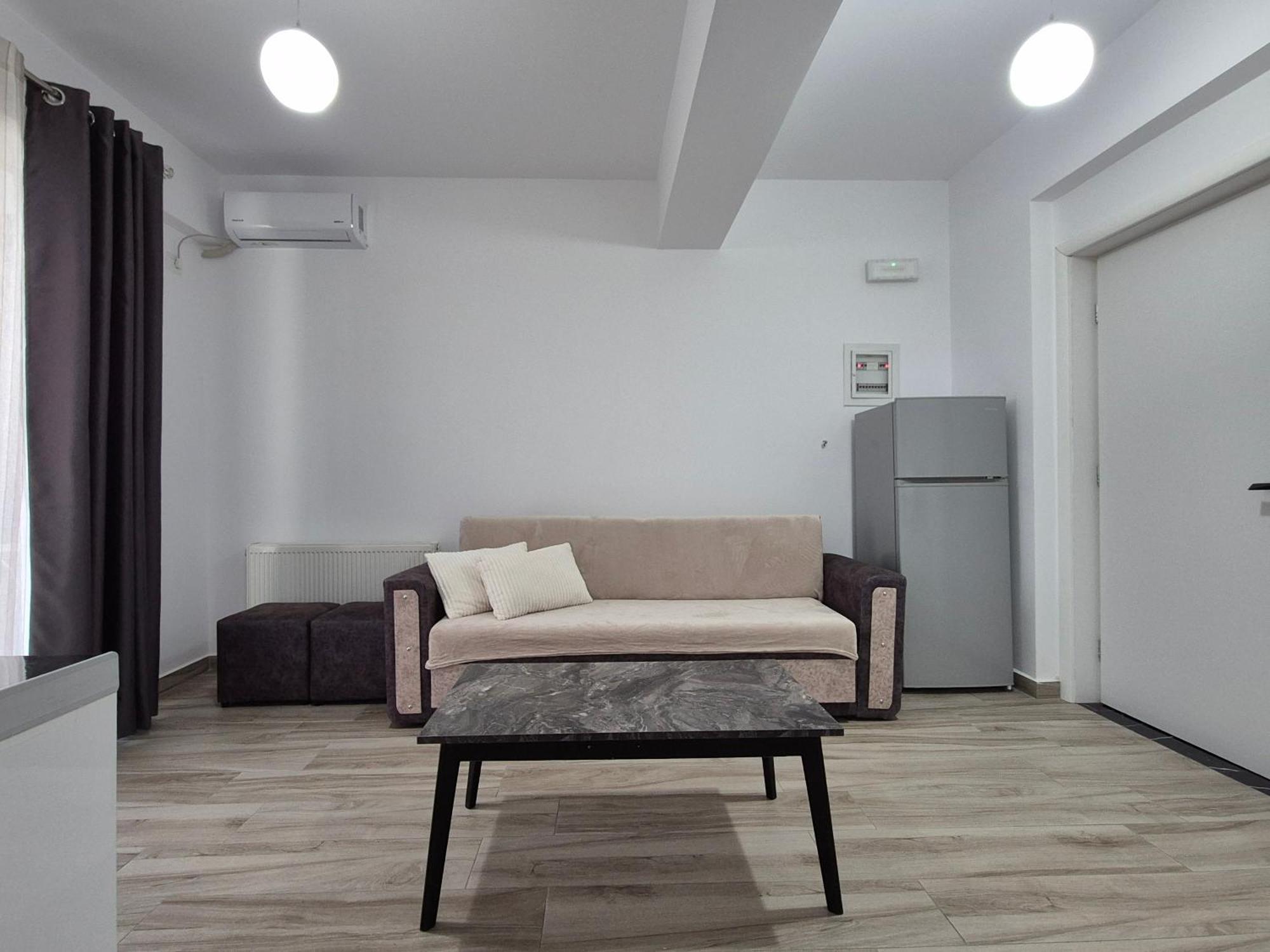 Flore Rooms Sarande Bagian luar foto