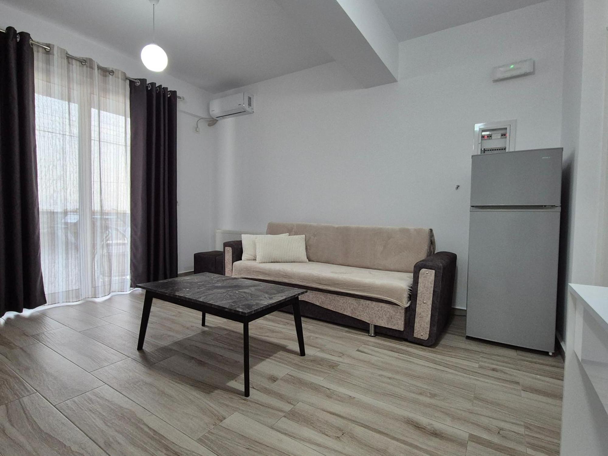 Flore Rooms Sarande Bagian luar foto