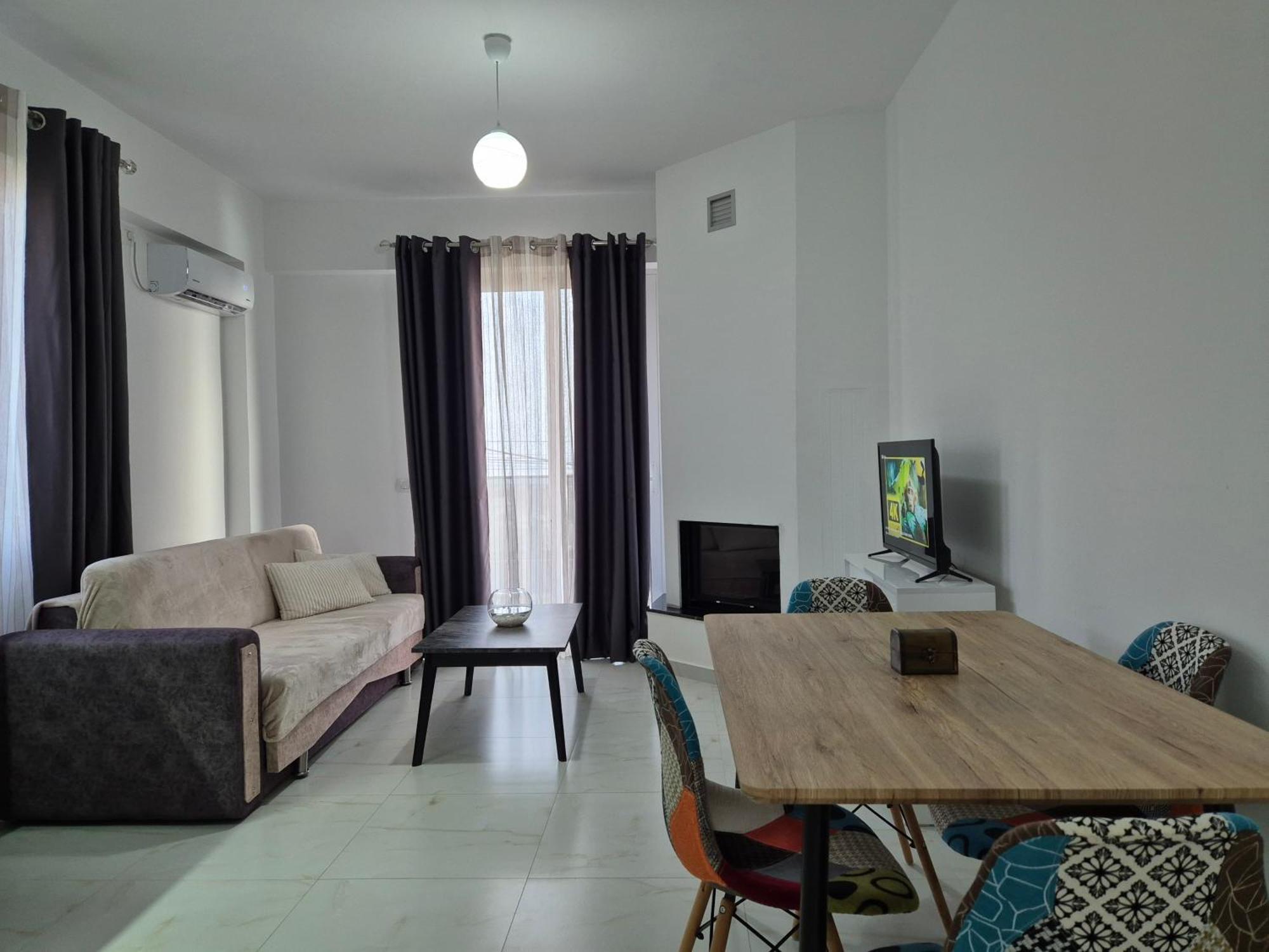 Flore Rooms Sarande Bagian luar foto